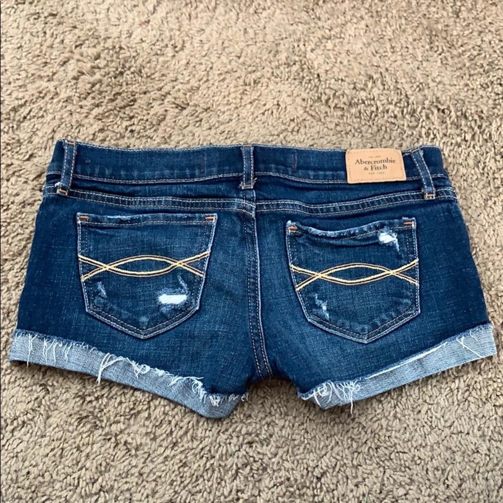 Abercrombie short shorts size 00
